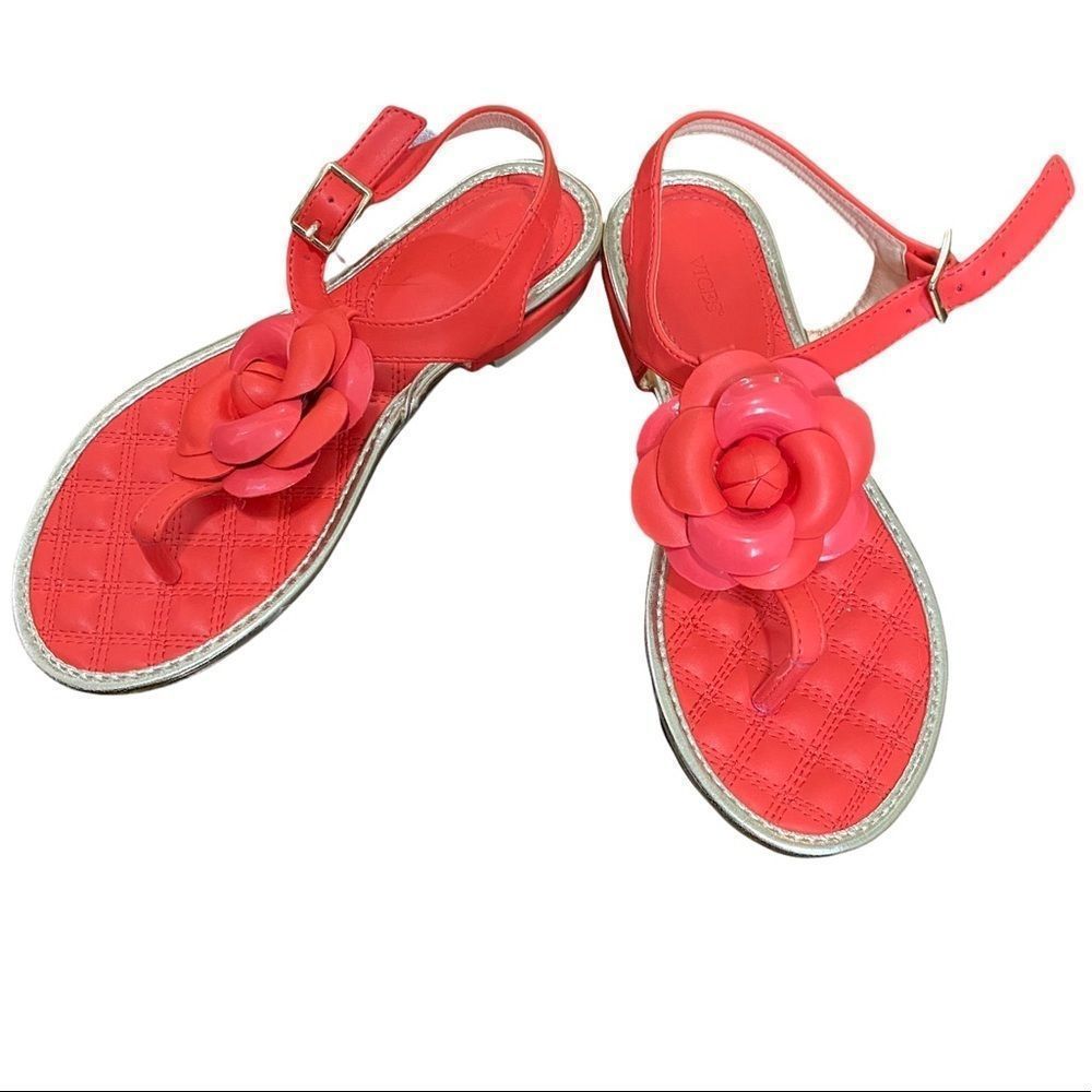 Vices pink sandals with flower NWOT